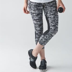 Lululemon Pace Rival Crop
